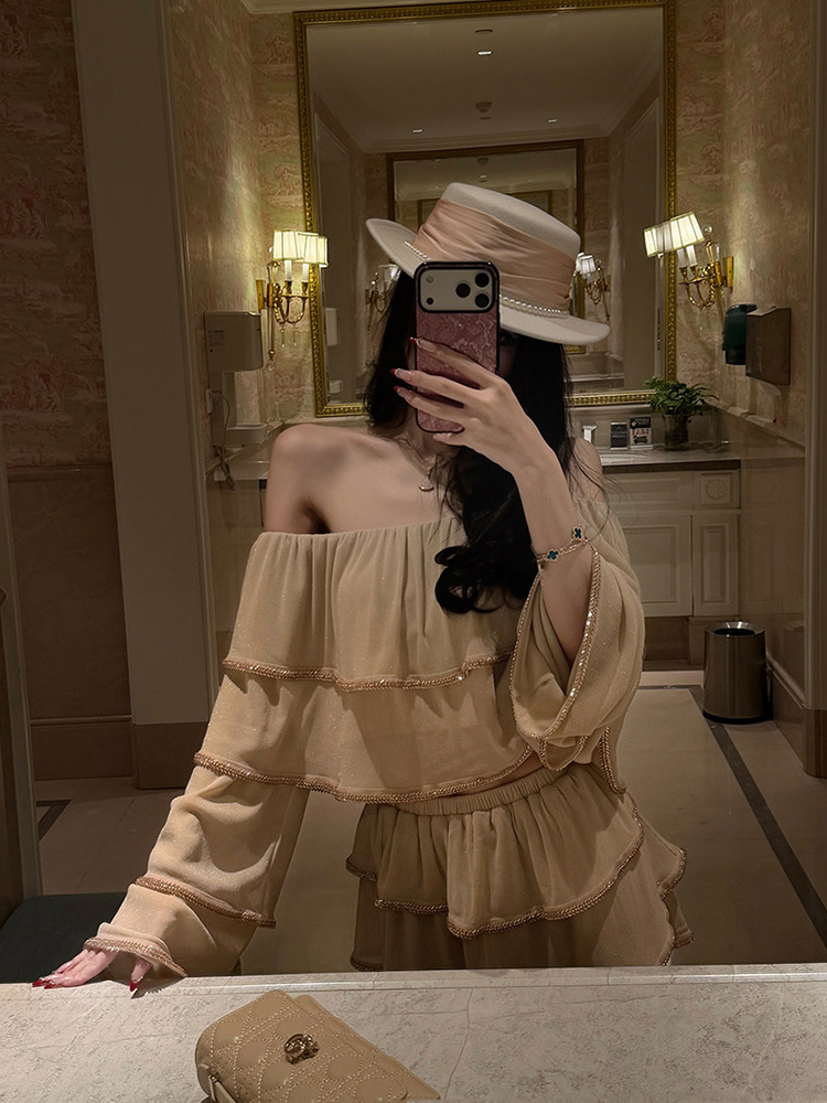 Ensemble jupe et haut court à  - Blouse Off Shoulder avis et prix